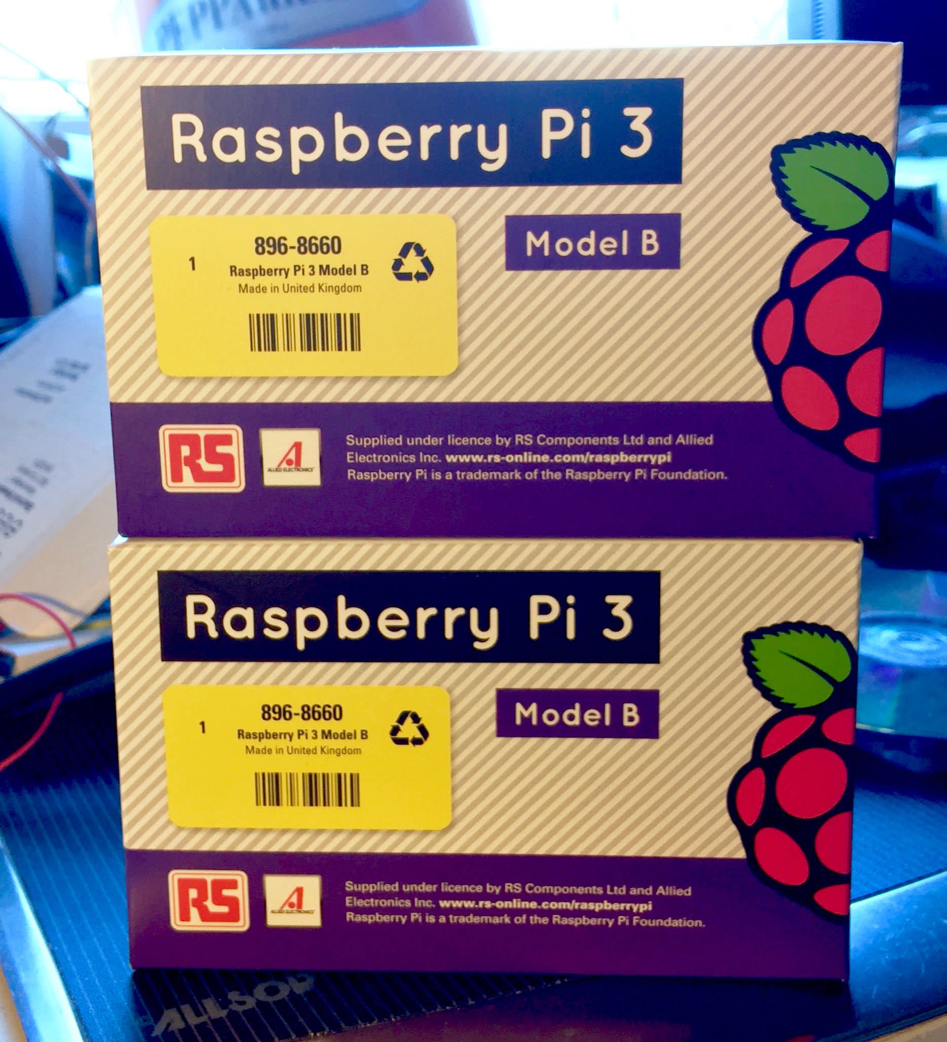 Raspberry-Pi-3-box